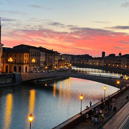 B&B - Residenza D'Epoca Piazza Cairoli Pisa Eksteriør bilde
