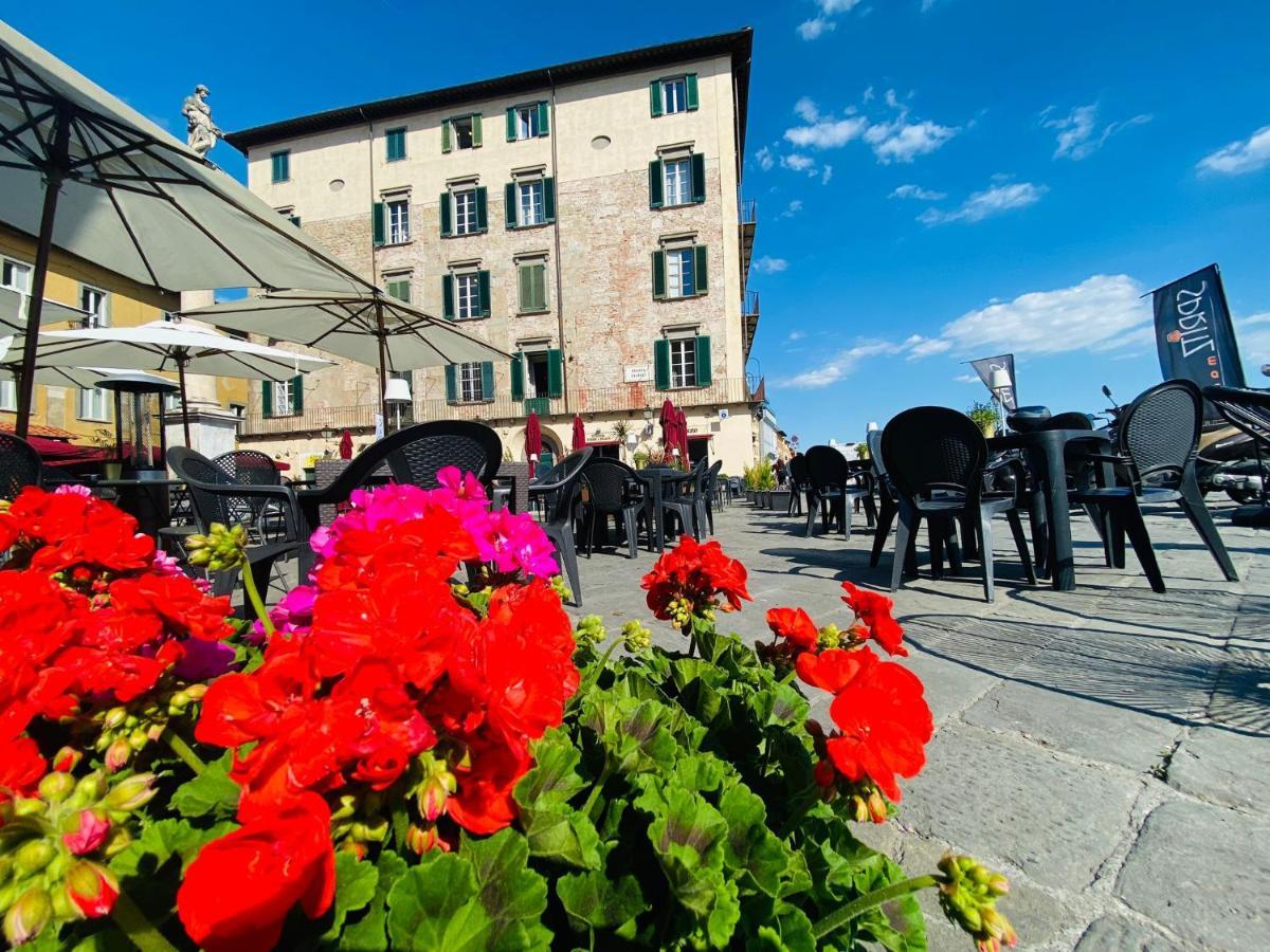 B&B - Residenza D'Epoca Piazza Cairoli Pisa Eksteriør bilde