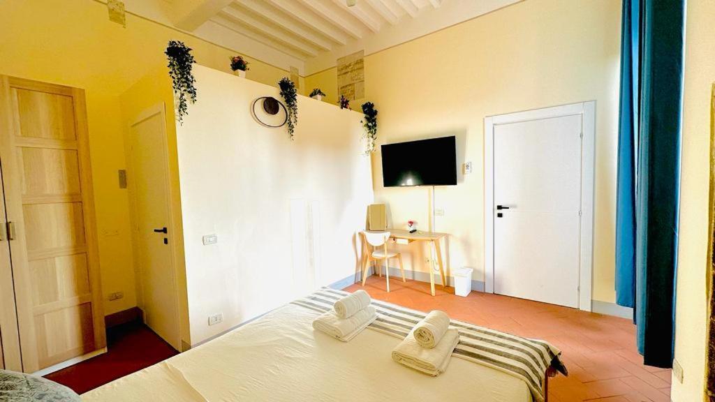 B&B - Residenza D'Epoca Piazza Cairoli Pisa Eksteriør bilde