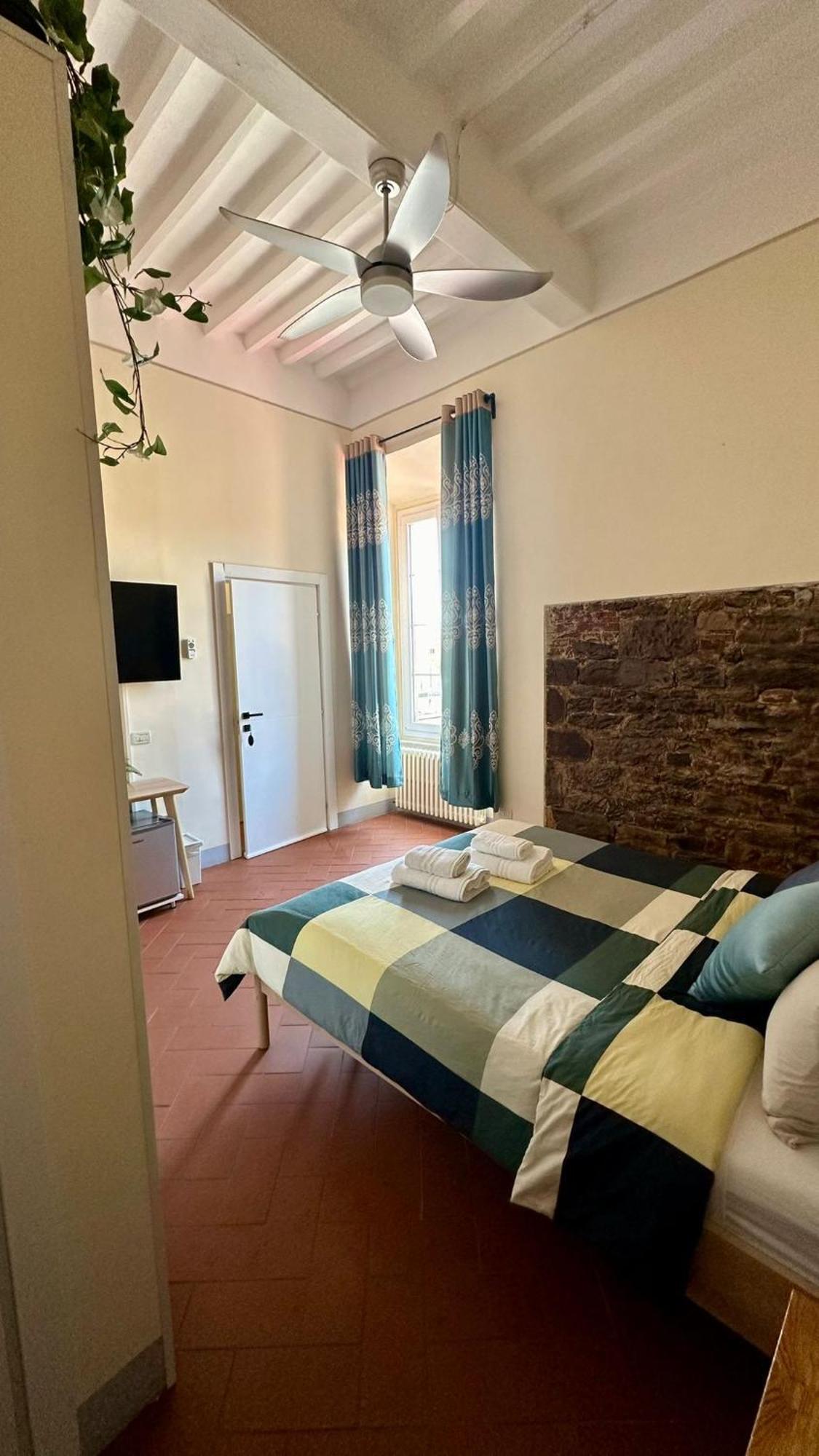 B&B - Residenza D'Epoca Piazza Cairoli Pisa Eksteriør bilde