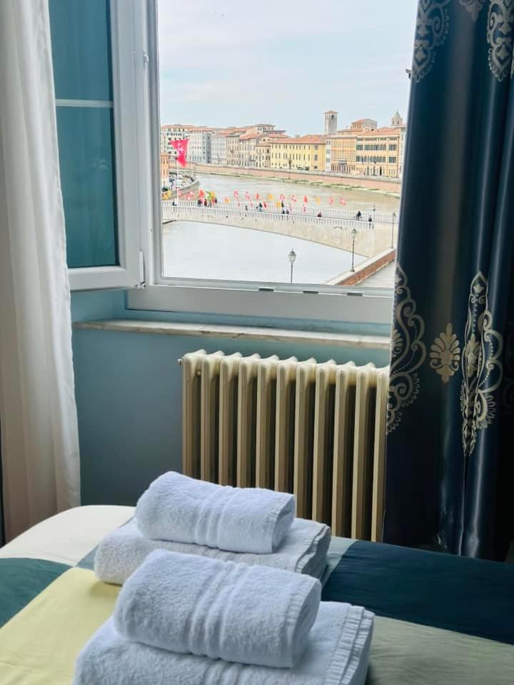 B&B - Residenza D'Epoca Piazza Cairoli Pisa Eksteriør bilde