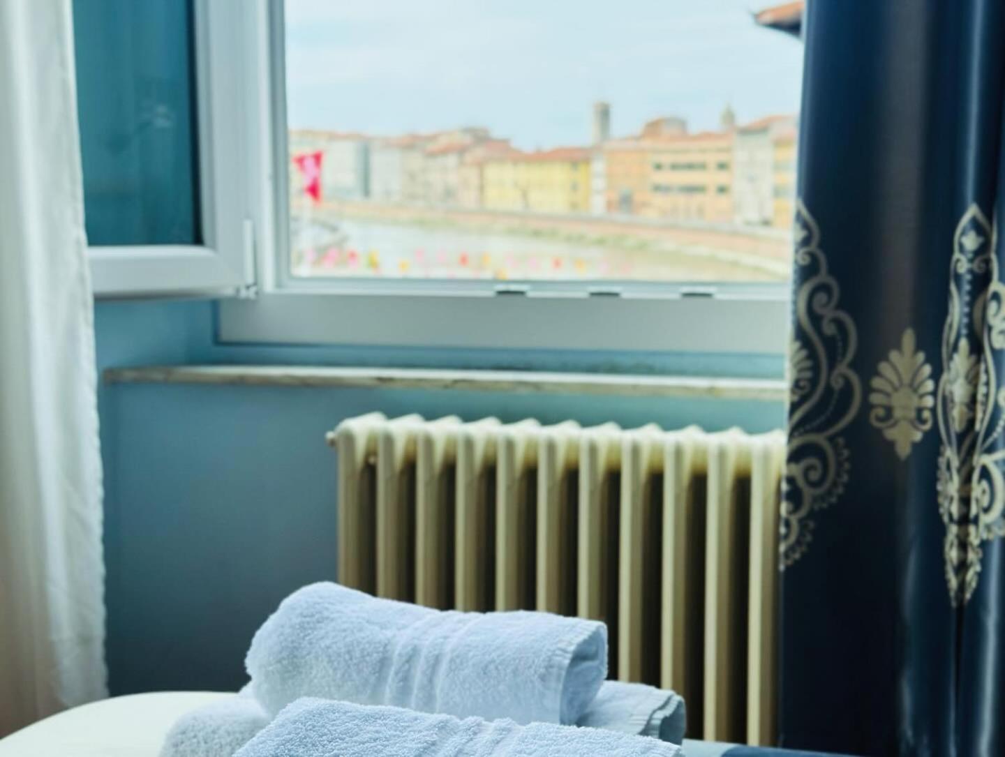 B&B - Residenza D'Epoca Piazza Cairoli Pisa Eksteriør bilde