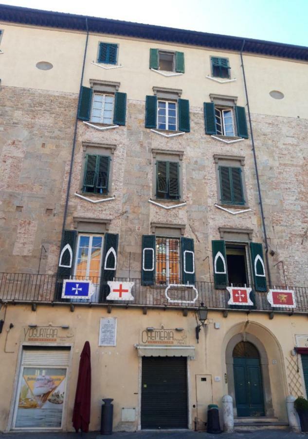 B&B - Residenza D'Epoca Piazza Cairoli Pisa Eksteriør bilde